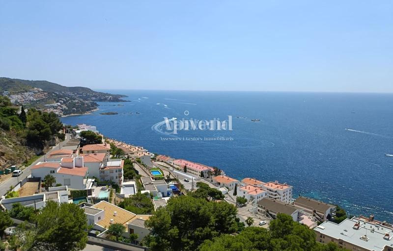 Foto b3a0fa89-4de2-4caa-8bbe-a74d56f244c2. Piso excepcional apartemento con vista mar increible en canyelles en Roses