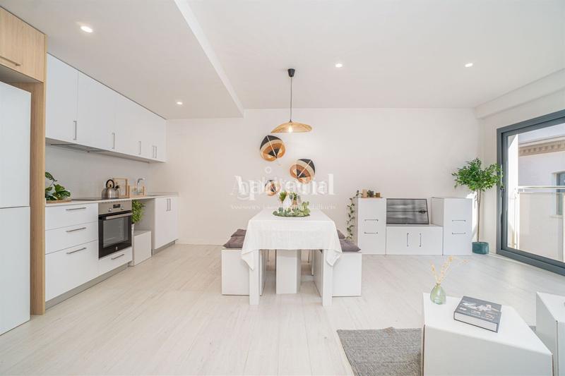 Foto 64f68d64-9d73-47d7-b0b7-d12e75a560a6. Piso obra nueva. rambla . apartamento en Centre Figueres