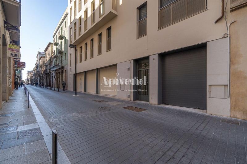 Foto d1c28455-328b-48d8-a11d-af0116f84ebb. Piso obra nueva. rambla. . apartamento en Centre Figueres