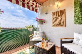 Pis  Carretera de roses. Magnífico piso en venta en figueres