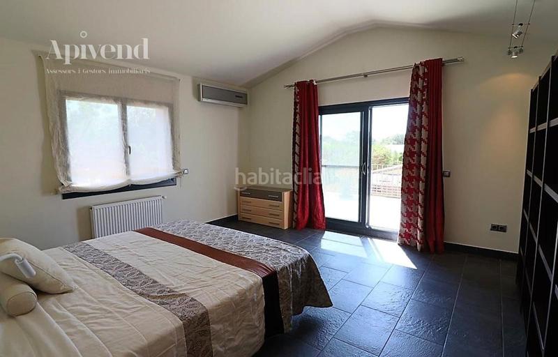 Foto a75d70b8-1763-4b1f-9a7a-543e5e1502f4. Chalet con riscaldamento parcheggio piscina in Peralada