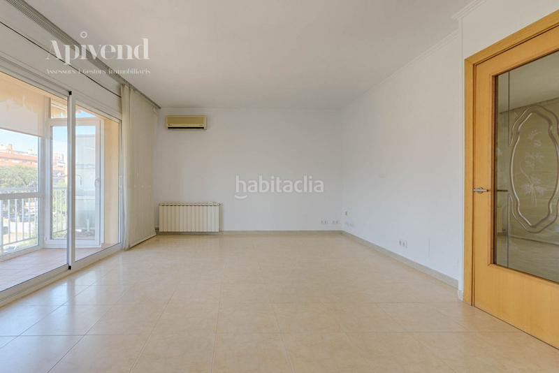 Foto 6653bcbe-04d8-4db2-96f5-4254c1c7b4eb. Appartement avec chauffage parking dans Creu de la Mà Figueres