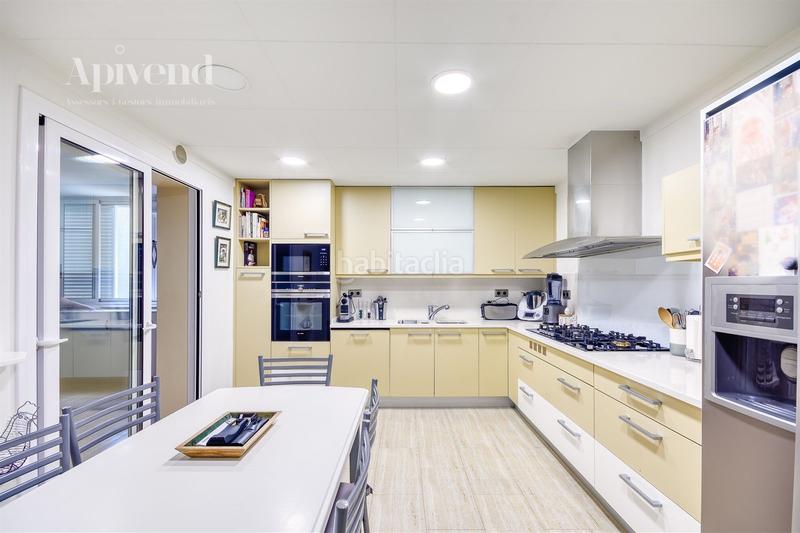 Foto 0bcadf1e-c1e5-42e2-8021-95d13e0b7ca4. Piso edificio maxim en Eixample-Horta Capallera Figueres