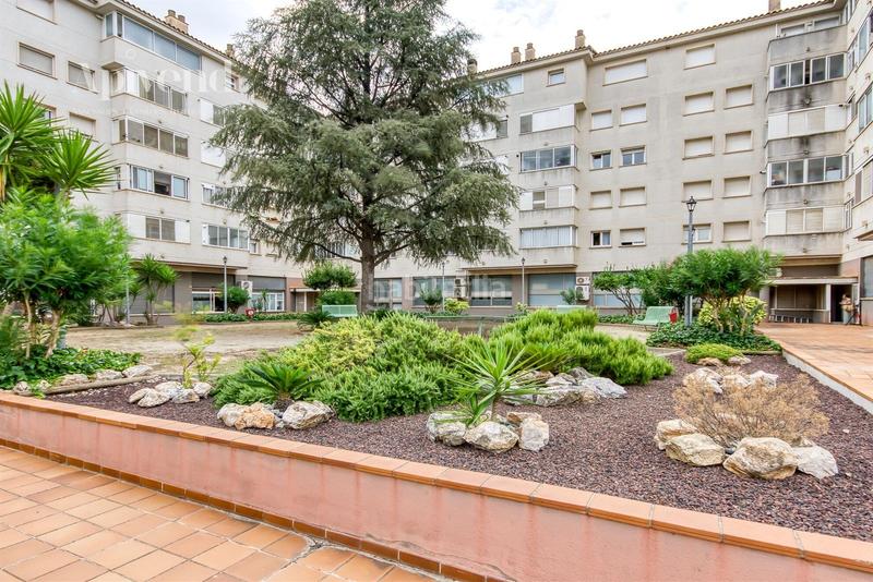 Foto 773c0719-47d1-4924-8e6c-0c298e3f5fbe. Piso edificio maxim en Eixample-Horta Capallera Figueres