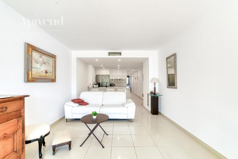 Foto 61dd36d1-d933-45a5-80e1-8815911623ae. Etagenwohnung mit heizung parking pool in Salatar Roses