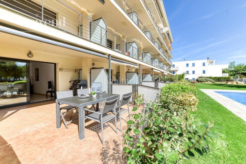 Foto 6c89ced4-8e4a-4942-ba35-fdd387d55c7a. Etagenwohnung mit heizung parking pool in Salatar Roses