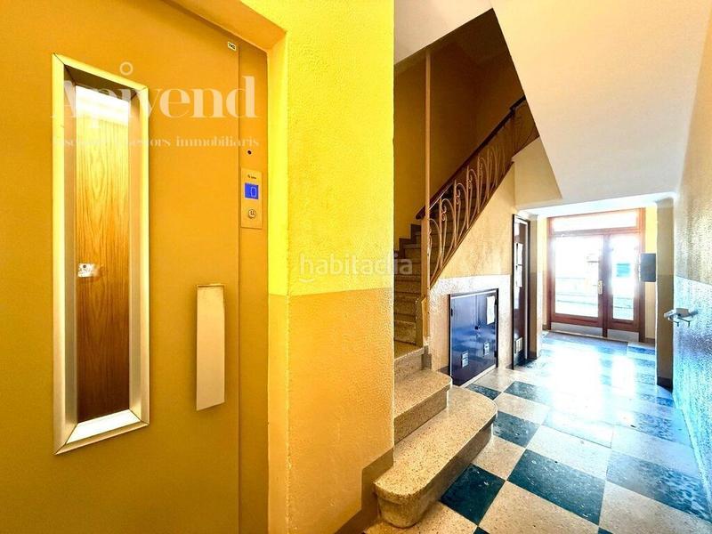 Foto 0d153490-80c2-4d98-9426-02ccac8cbaf7. Ático  en venta . en Centre Figueres