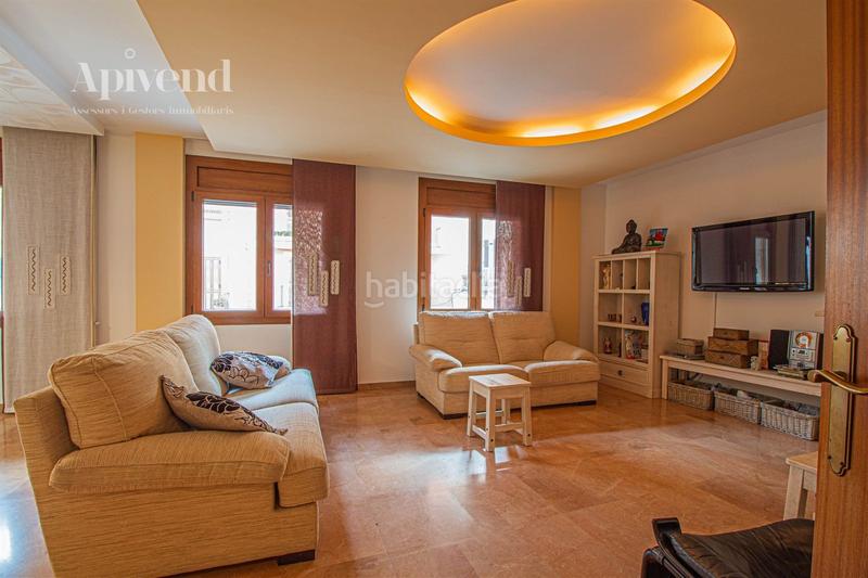 Foto b38bcc90-3399-48f0-b73c-2cca0af9a9eb. Appartement avec chauffage dans Centre Figueres