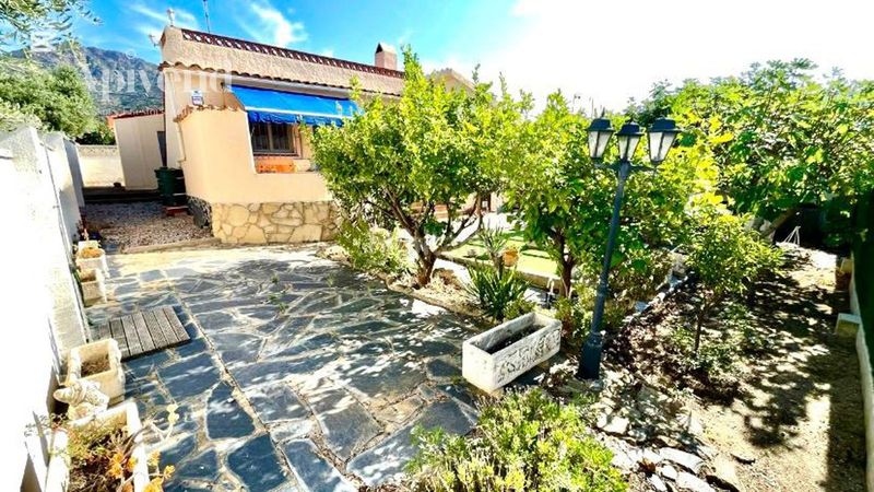 Foto 7e1ead98-1022-487b-870b-979e86f600e6. Casa amb calefacció aparcament a Nord Roses