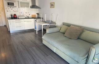 Estudi  Delta muga. Estudio reformado a 100 m de la playa en empuriabrava  listo par