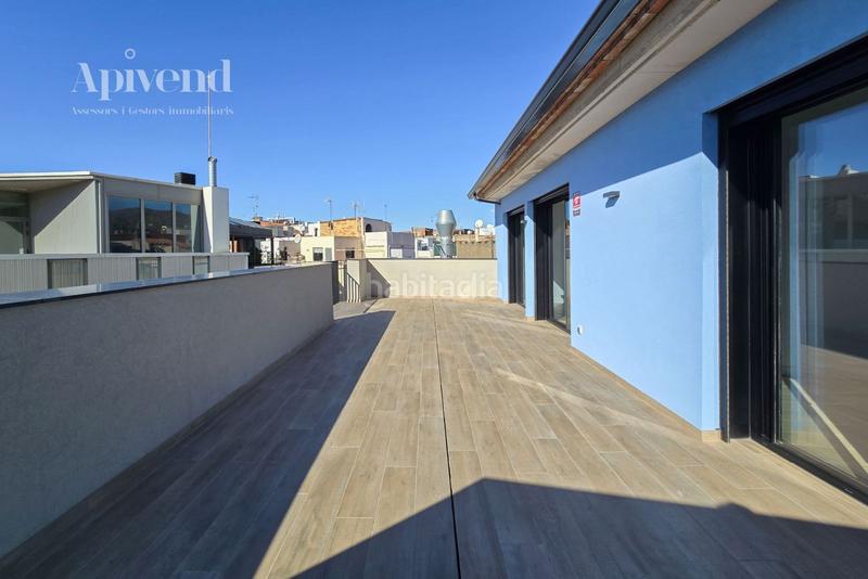 Foto 87edc59e-f97b-4715-8eed-8f1751120f9a. Attico con riscaldamento in Centre Roses