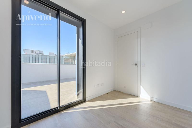 Foto 94e86a8b-ae25-48ee-b032-5c60a279fe5d. Attico con riscaldamento in Centre Roses