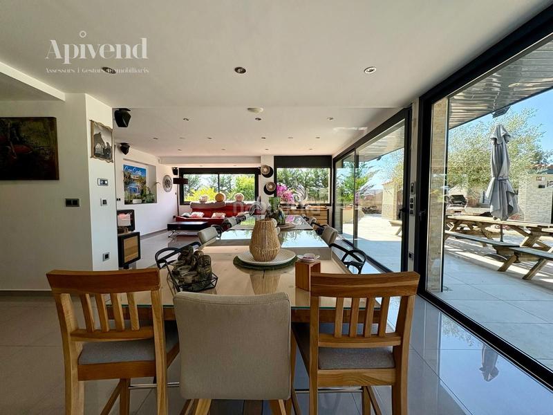 Foto dc698103-9d57-405e-aaca-a48e5f8221e7. Haus mit heizung pool in Peralada