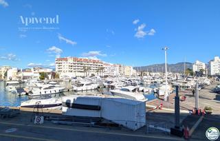 Piso  Canal. Piso de 2 dormitorios con terraza vista canal y licencia turisti