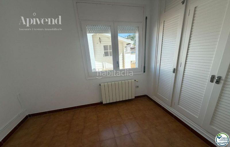 Foto 2dfde780-0504-4be9-92ef-d12450624862. Pis a Centre Roses