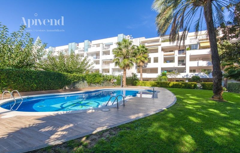 Foto 0d446597-9637-47cb-a081-6d7c53f84295. Pis amb piscina a Santa Margarida Roses