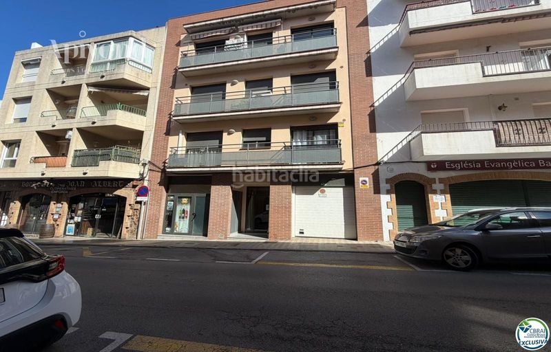 Foto d63ea098-70c2-4048-a0fd-1fd4b71067cb. Pis amb aparcament a Centre Roses