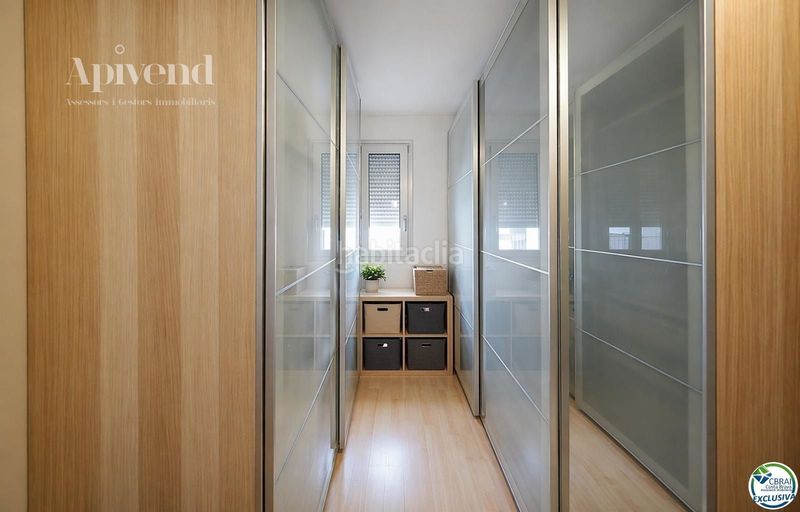 Foto 26de3112-3f7b-41e4-a64b-3970cb816ade. Pis amb calefacció aparcament a Centre Roses