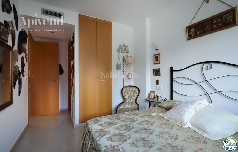 Foto 23104b4f-e57a-4295-90c5-f8f6fabedba9. Pis amb calefacció aparcament a La Vila Llançà