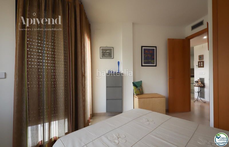 Foto 25026492-2ba9-4ce3-9fd4-4373de257ca4. Pis amb calefacció aparcament a La Vila Llançà