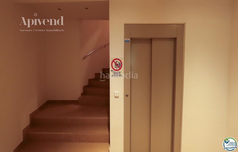 Foto aadb6edc-3f76-45d5-be38-73b96493f759. Pis amb calefacció aparcament a La Vila Llançà