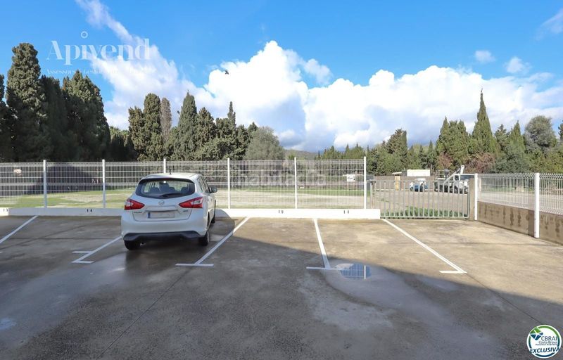 Foto ca3f6dd2-1dc5-44c8-9316-112b9fd63b22. Pis amb calefacció aparcament a La Vila Llançà