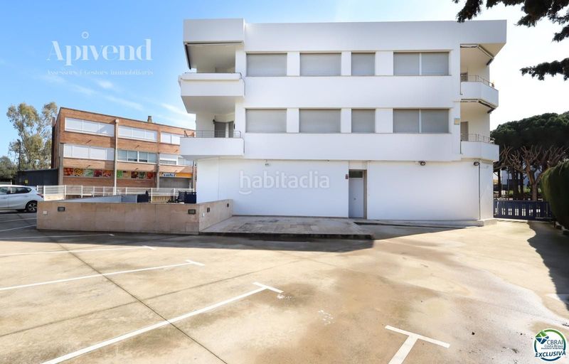 Foto eb5564d2-919f-45a9-9fe6-9f7a3c7b85ed. Pis amb calefacció aparcament a La Vila Llançà