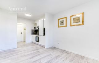 Estudio  Poblat típic. Planta baja en empuriabrava  con vistas  al canal