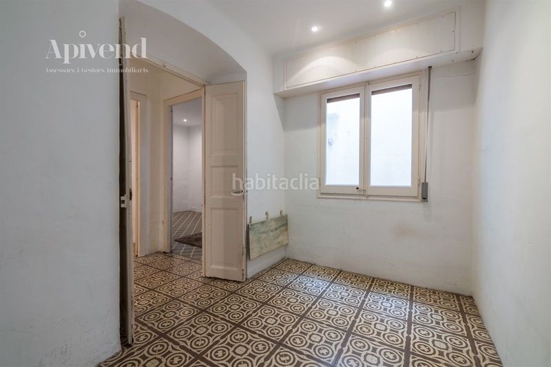 Foto ae321a42-6cda-4b1a-bb0e-0b94ffb42504. Pis a Centre Figueres