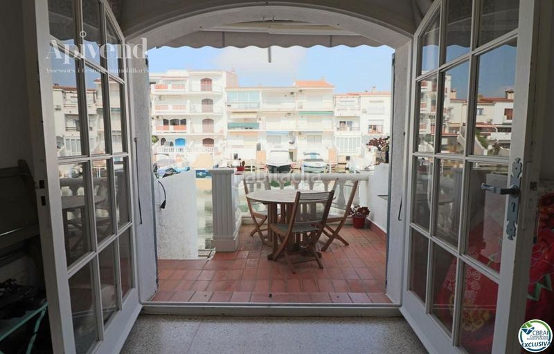 Foto 350e0962-c8fc-4932-ba79-a22ae52d3bd8. Chalet casa adosada con amarre privado de 10mx3m en porto fino, en Empuriabrava