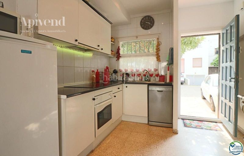 Foto 983a66c5-1677-4758-8e6f-9fb3412535c3. Chalet casa adosada con amarre privado de 10mx3m en porto fino, en Empuriabrava