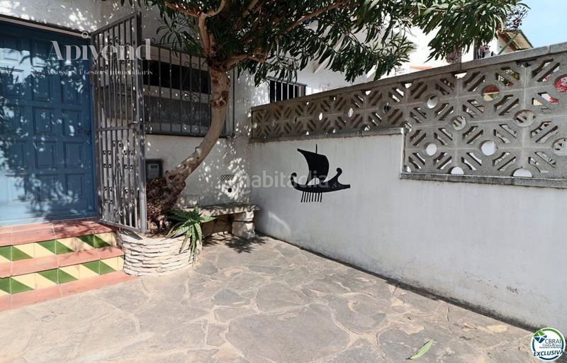 Foto bac849d8-07a3-407c-8ff1-2568709230b1. Chalet casa adosada con amarre privado de 10mx3m en porto fino, en Empuriabrava