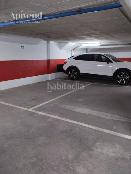 Foto 04cf1620-2b35-4c64-8c5c-bf2be6acaa6e. Aparcament cotxe a Centre Roses