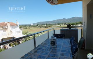 Piso  De la platja. Coqueto apartamento con parking privado