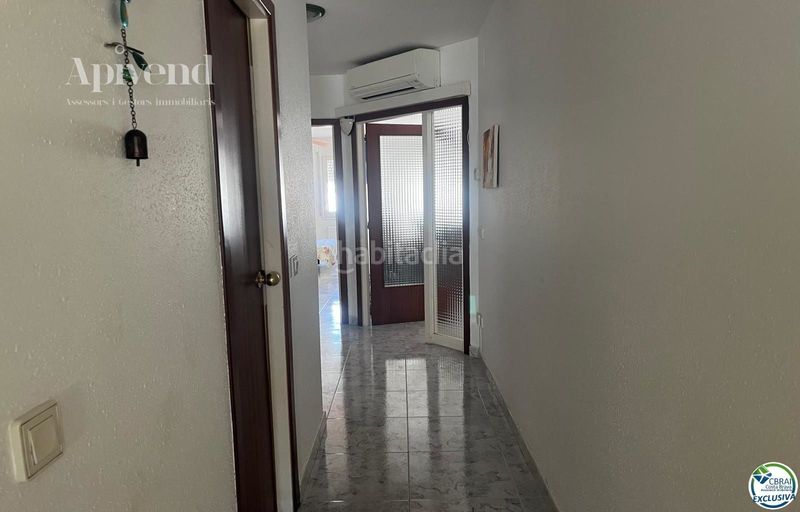 Foto acc594a4-8bea-4eb7-88a6-23debd77a8aa. Pis amb calefacció a Centre Roses