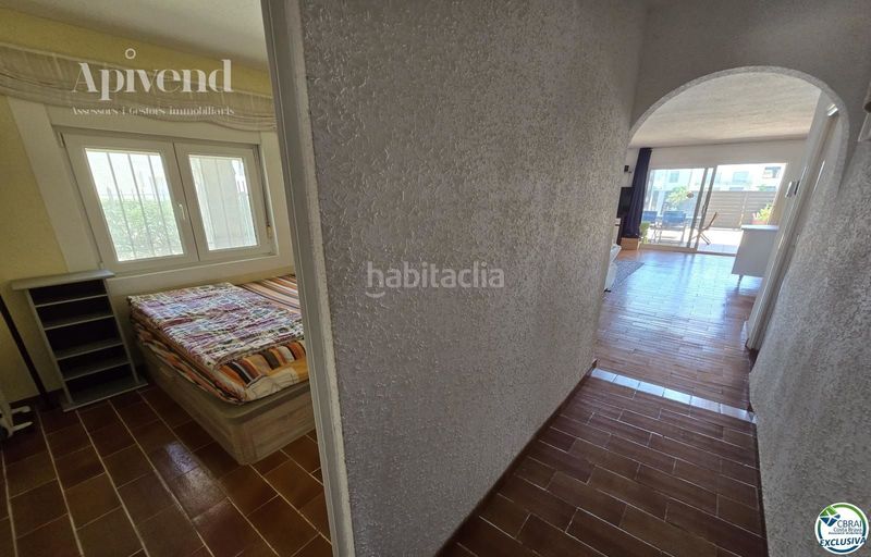 Foto 44f2bcd7-2aaf-417c-8c89-d320cbd8b870. Pis amb aparcament a Salins - Cavall de Mar Empuriabrava