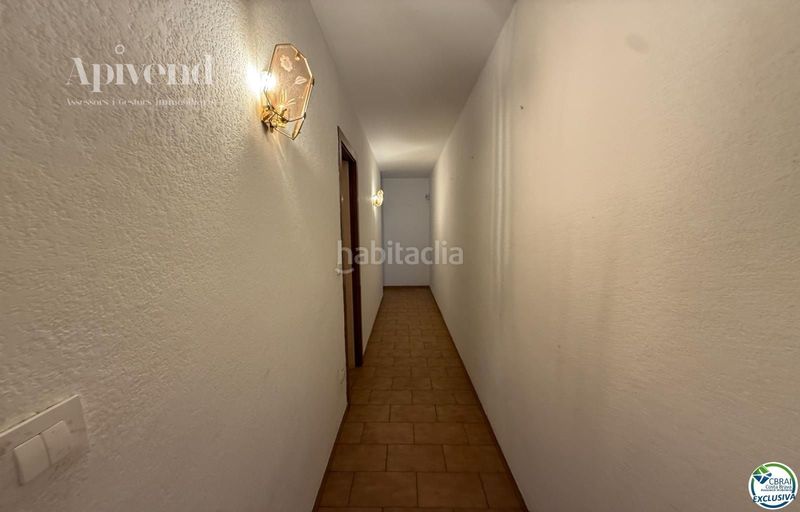 Foto c098fe4c-078b-444e-a392-27fa63a06c76. Pis a Centre Roses