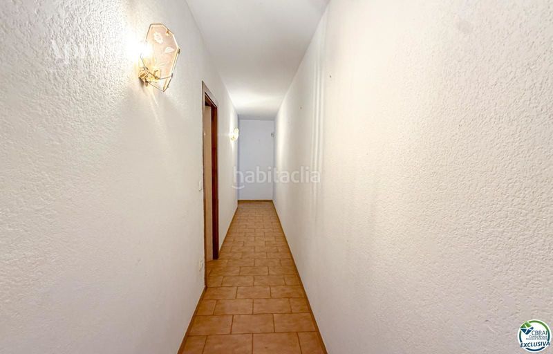 Foto f8be16f6-66f3-42dc-8754-e585215a255a. Pis a Centre Roses