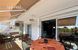 Pis  Sant mori. Apartamento reformado con terraza a 150 m de la playa  empuriabr