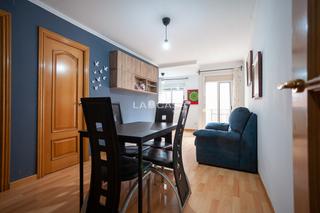 Pis  Calle pujos de. Descubre tu nuevo hogar en el corazn de hospitalet!