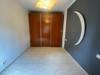 Flat  Carrer de barcelona. Gran oportunidad. propiedad 3 en 1 con local comercial, vivienda