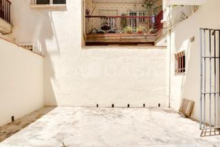 Local commercial à Avinguda de Josep Tarradellas i Joan