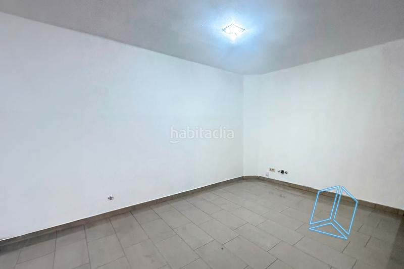 Foto afa5a78d-b950-4e7a-b50e-b39d4fa1e937. Ground floor in Centre Cornellà de Llobregat