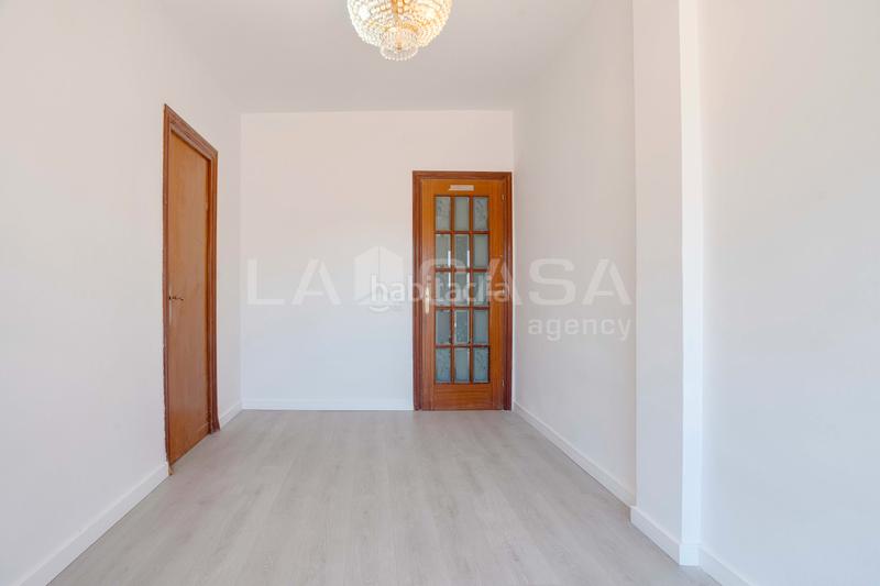 Foto d86eb162-72d5-4ba5-bc37-7dff83cd3d38. Piso atico en hospitalet centro, al lado de la farga en Hospitalet de Llobregat (L´)