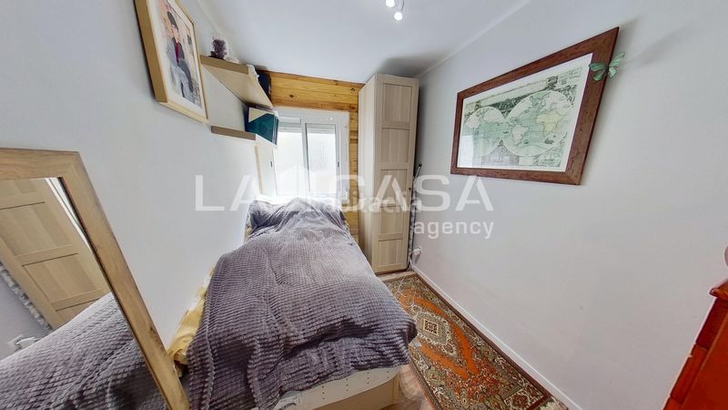 Foto 5a7dec97-43dc-45eb-aa5f-28ca7ba247a2. Àtic a Carmel Barcelona