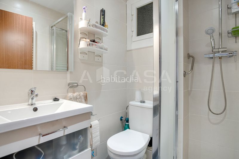 Foto 103c1557-8038-4945-9f05-6d8075970625. Pis amb calefacció a Besòs - Maresme Barcelona
