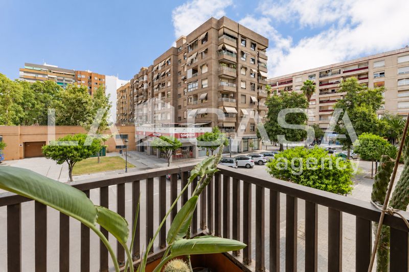 Foto c9d4e0b1-c324-43a2-a97b-416dae7bc6c6. Pis a Beteró Valencia