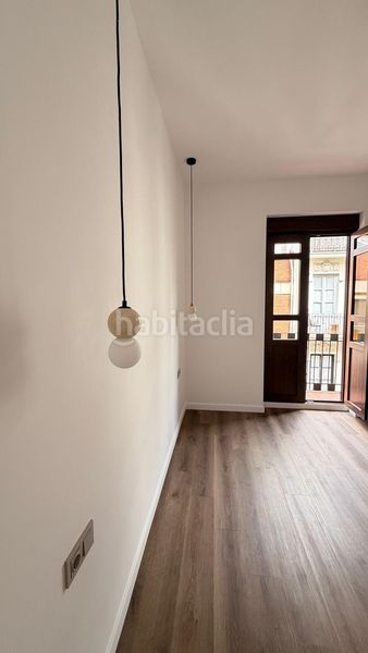 Foto af585c1e-e9f8-4b42-a133-5adeca646b04. Pis a Russafa Valencia