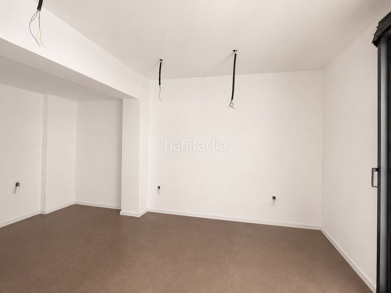 Foto 93919042-2384-4041-b530-4f88df7518ea. Local comercial a Sants-Badal Barcelona