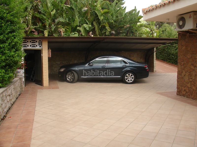 Foto b97bb93a-82e7-4a4d-bb29-c0132dac4da7. Xalet amb xemeneia calefacció aparcament piscina a Picassent